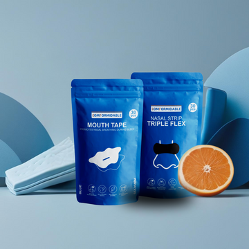 2 verpakkingen van comformidable. een daarvan is de mondtape en de andere ernaast is de zwarte neusstrip. 