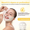 Femme retirant le masque au collagène en deux parties, laisser poser 3 à 4 heures